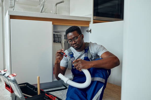 PlombGH plumber at work